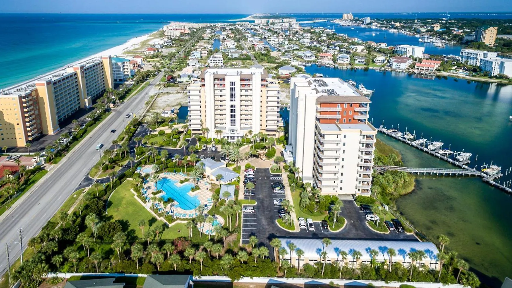 Harbor Landing 601B- By Holiday Isle Properties Destin Apartment