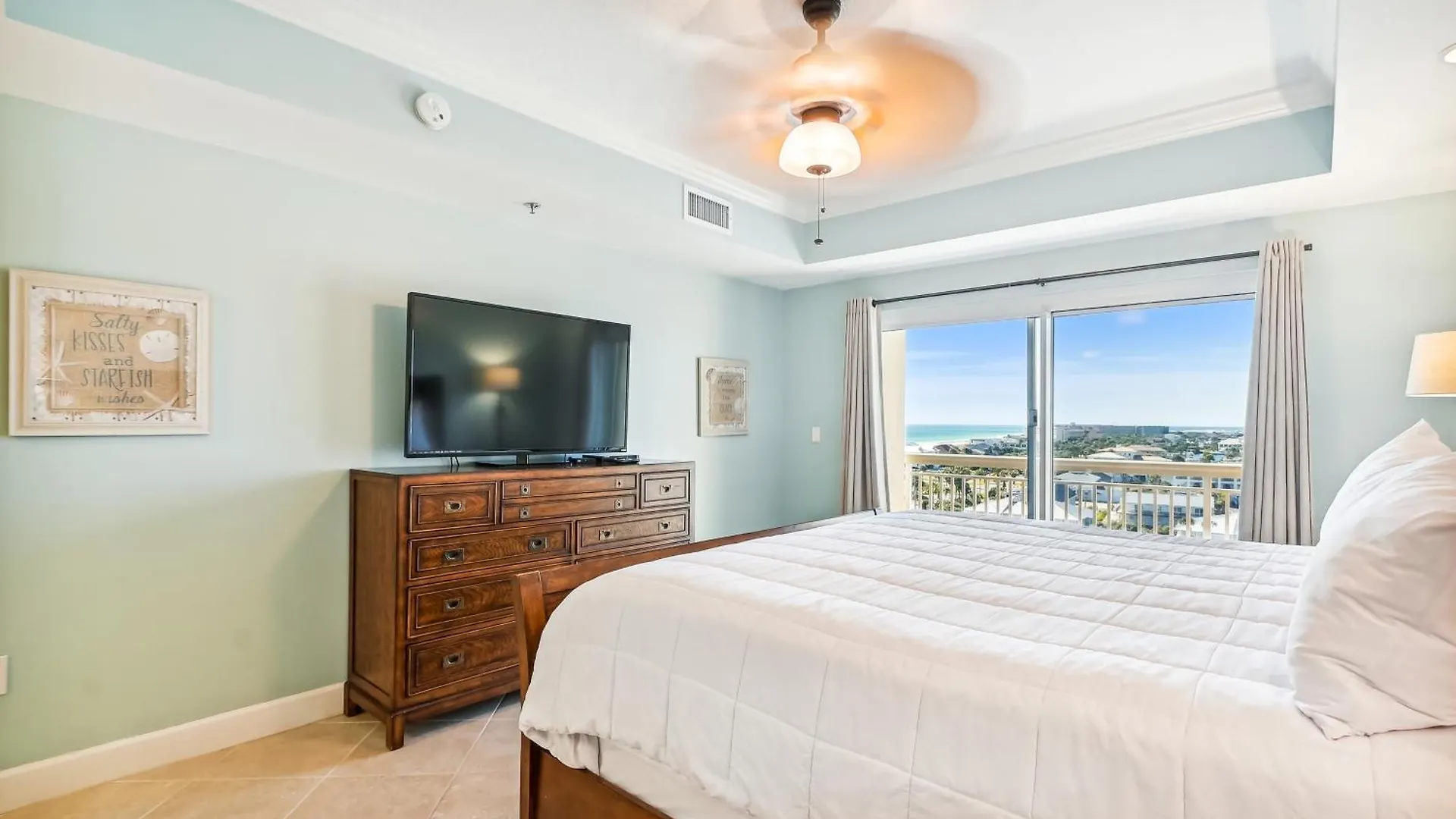 Harbor Landing 601B- By Holiday Isle Properties Destin Apartment