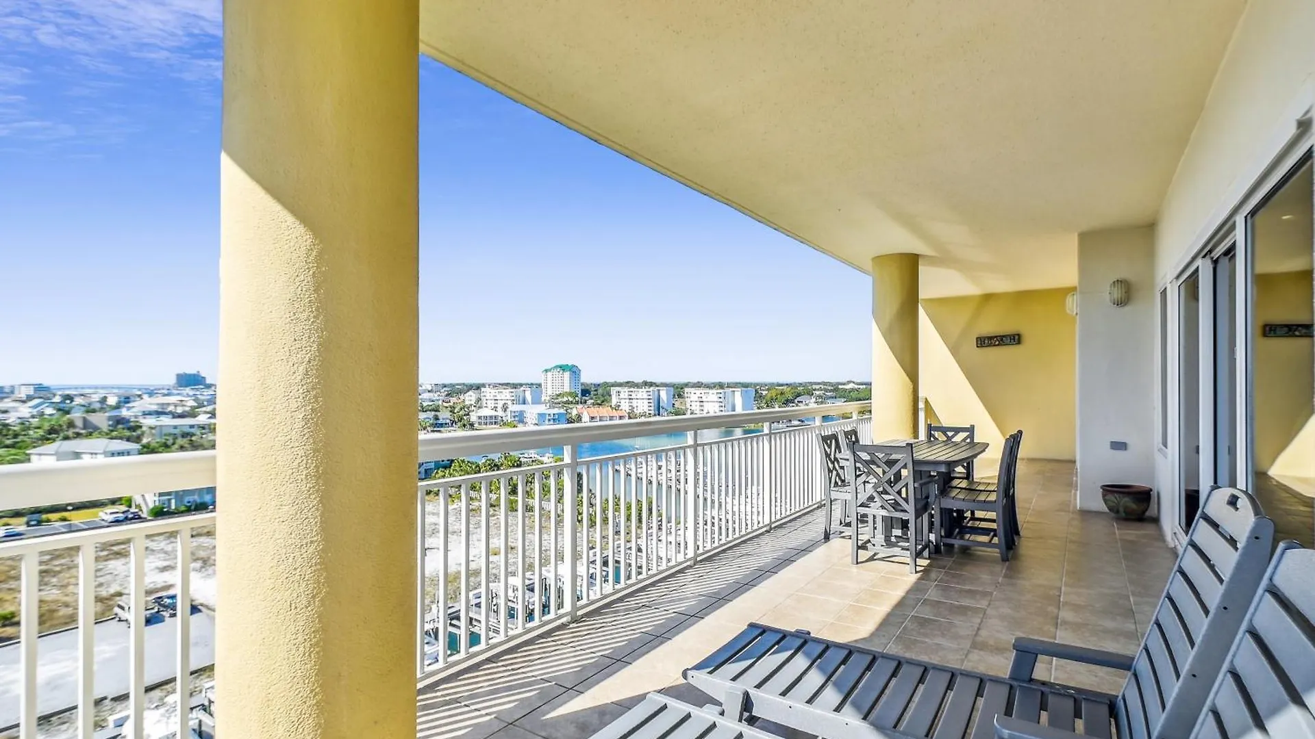 Harbor Landing 601B- By Holiday Isle Properties Destin Apartment